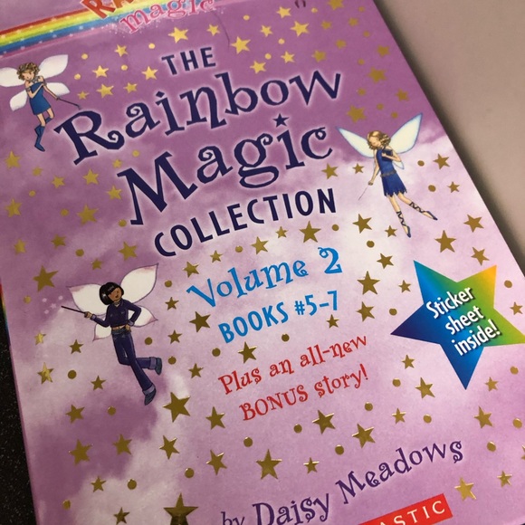 Rainbow Magic Collection: volume 2 hardcover - Picture 4 of 9
